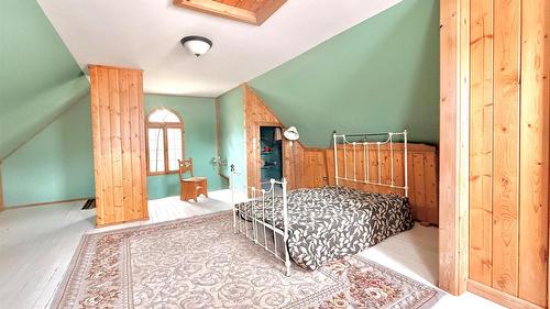 9215 Main Avenue, Wilmer, BC 