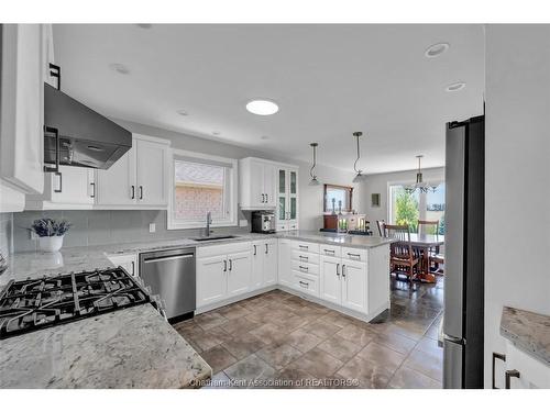 19 Stonegate Walk, Chatham, ON 