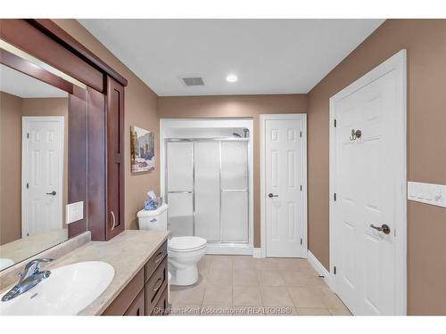 19 Stonegate Walk, Chatham, ON 