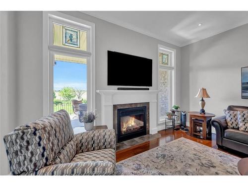 19 Stonegate Walk, Chatham, ON 