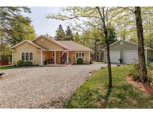 412 Hampton Rd, Quispamsis, NB 