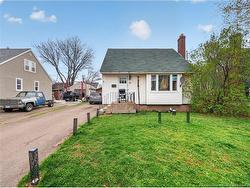 11 Friel ST Moncton, NB E1C 7M4