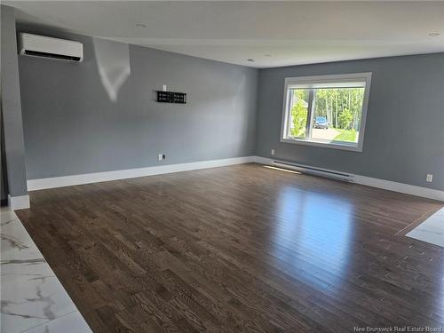 94 Salengro Cres, Moncton, NB 