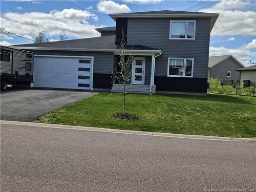 94 Salengro Cres, Moncton, NB 