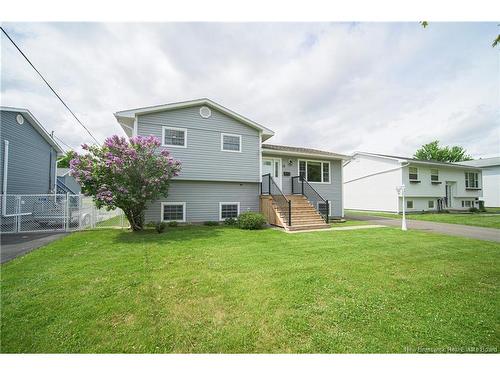 19 Hatheway St, Fredericton, NB 