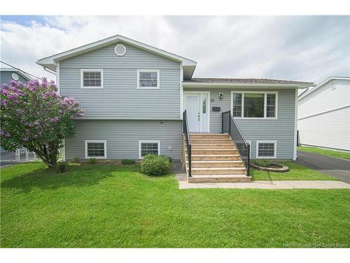 19 Hatheway St, Fredericton, NB 