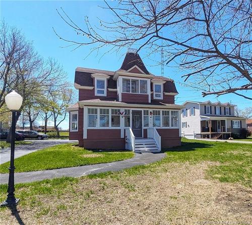 216 Boul. Saint-Pierre O, Caraquet, NB 