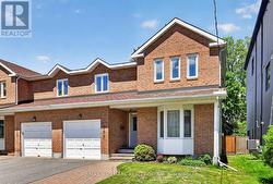 307 BEECHGROVE AVENUE  Ottawa, ON K1Z 6R4