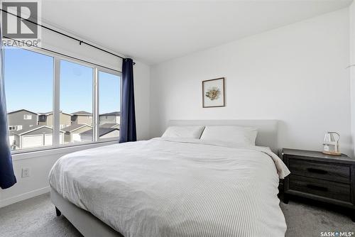 3270 Chuka Boulevard, Regina, SK - Indoor Photo Showing Bedroom