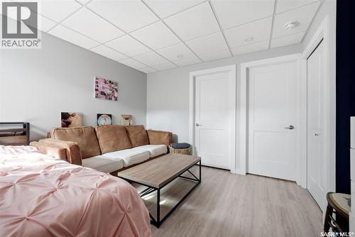 3270 Chuka Boulevard, Regina, SK - Indoor