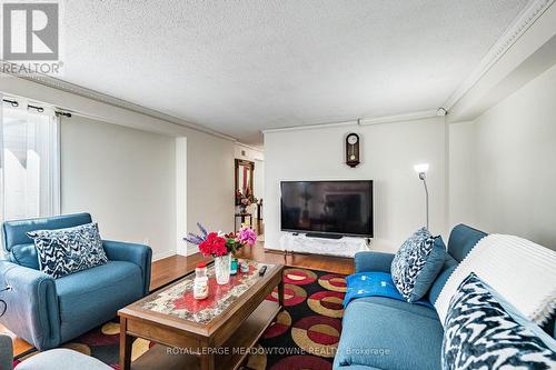 1157 Kos Boulevard, Mississauga, ON - Indoor Photo Showing Living Room