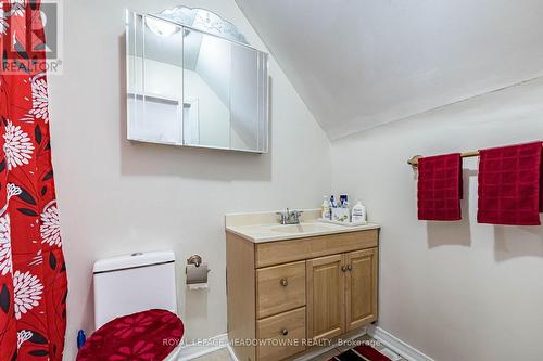 1157 Kos Boulevard, Mississauga, ON - Indoor Photo Showing Bedroom