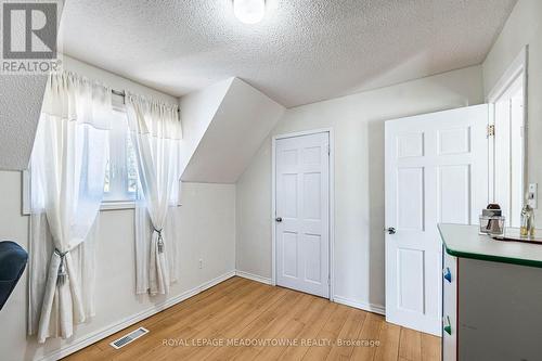 1157 Kos Boulevard, Mississauga, ON - Indoor