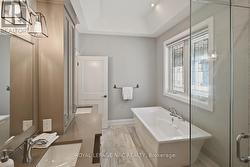 ...huge soaker tub... - 