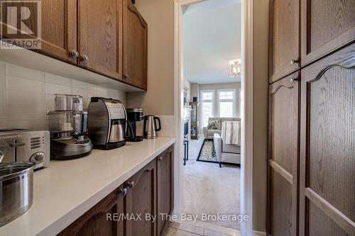 100 Allegra Drive, Wasaga Beach, ON - Indoor Photo Showing Kitchen