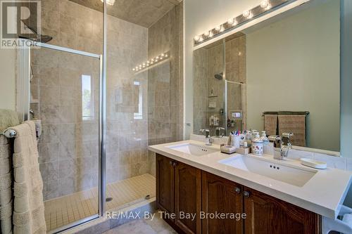 100 Allegra Drive, Wasaga Beach, ON - Indoor Photo Showing Bathroom
