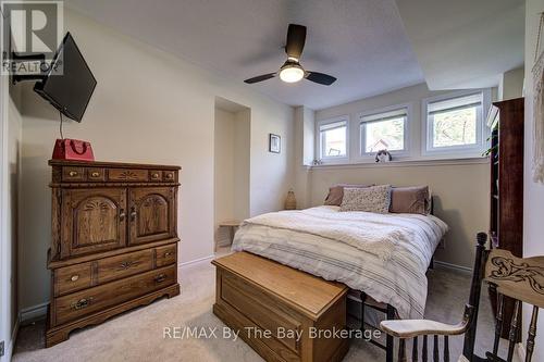 100 Allegra Drive, Wasaga Beach, ON - Indoor Photo Showing Bedroom