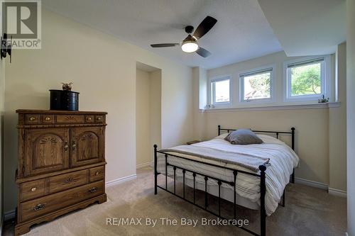 100 Allegra Drive, Wasaga Beach, ON - Indoor Photo Showing Bedroom