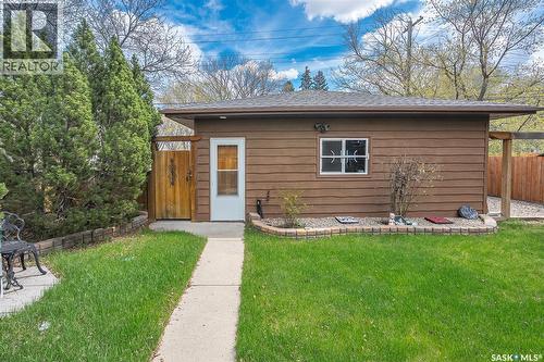 444 Q Avenue N, Saskatoon, SK - Outdoor