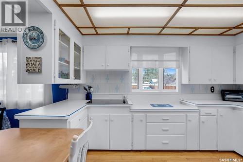 444 Q Avenue N, Saskatoon, SK - Indoor Photo Showing Kitchen