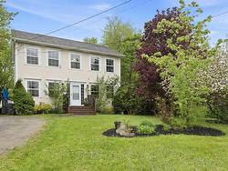 74 Forestview Way Beaver Bank, NS B4G 1G2