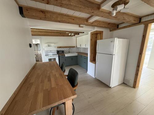 165 Third Street, Dryden, ON - Indoor Photo Showing Kitchen