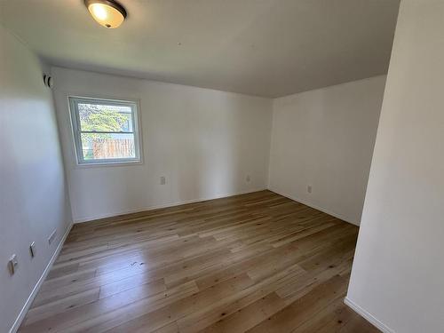 165 Third Street, Dryden, ON - Indoor Photo Showing Other Room
