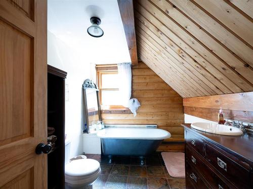 4859 224 Highway, Pleasant Valley, NS 