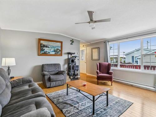86 Thomson Drive, Bridgewater, NS 