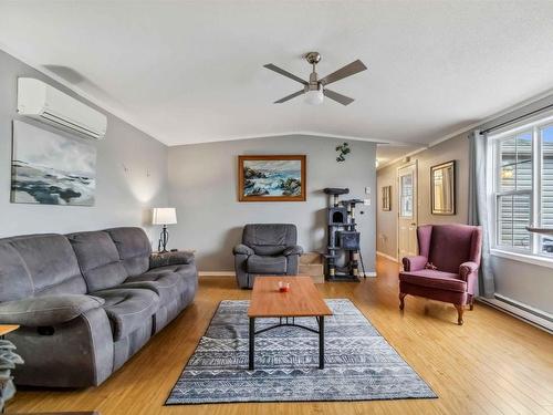 86 Thomson Drive, Bridgewater, NS 