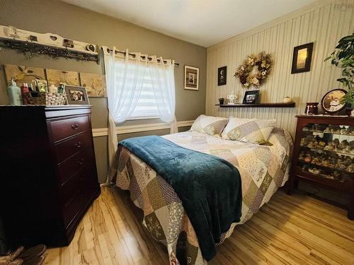 10949 2 Highway, Mapleton, NS 