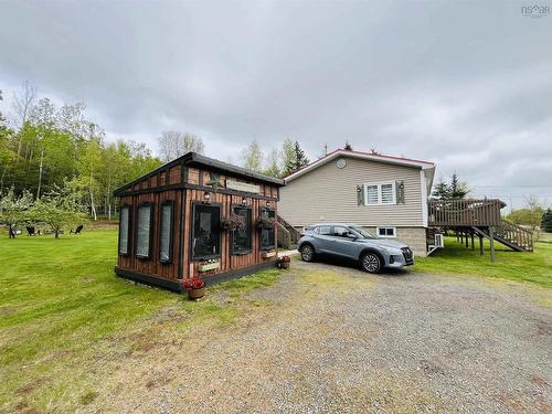10949 2 Highway, Mapleton, NS 