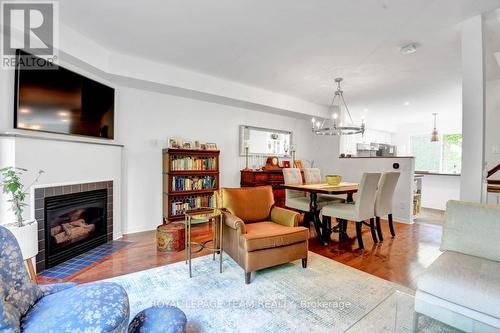 7 Academy Private, Ottawa, ON - Indoor Photo Showing Living Room With Fireplace