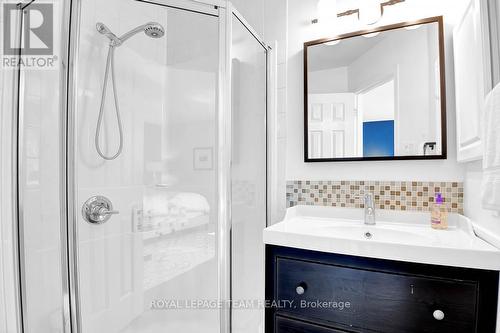 Ensuite - 7 Academy Private, Ottawa, ON - Indoor Photo Showing Bathroom