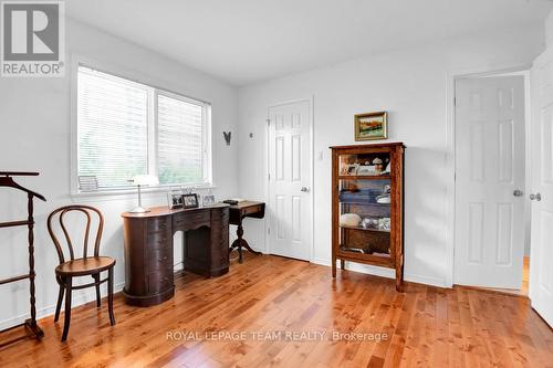 2nd bedroom with ensuite - 7 Academy Private, Ottawa, ON - Indoor