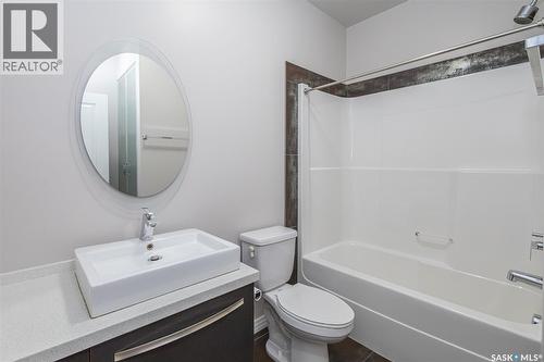 307 225 Maningas Bend, Saskatoon, SK - Indoor Photo Showing Bathroom