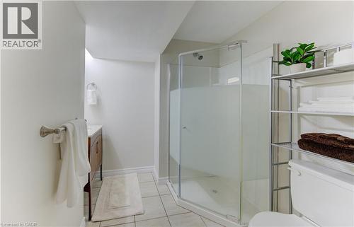 190 Natchez Road, Kitchener, ON - Indoor Photo Showing Bathroom