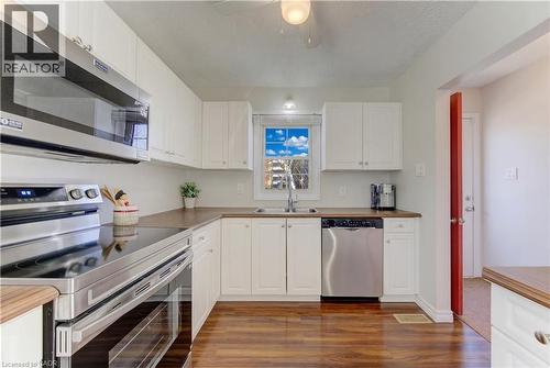 190 Natchez Road, Kitchener, ON - Indoor Photo Showing Kitchen With Stainless Steel Kitchen With Double Sink