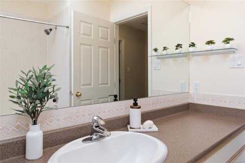 788 Stanhope Rd, Parksville, BC 