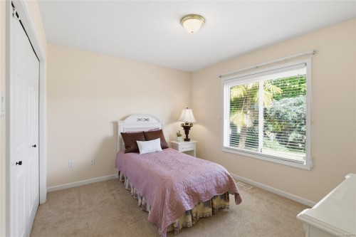 788 Stanhope Rd, Parksville, BC 