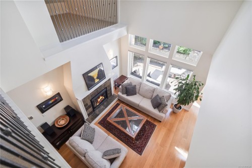 #122-945 Bear Mountain Pkwy, Langford, BC 