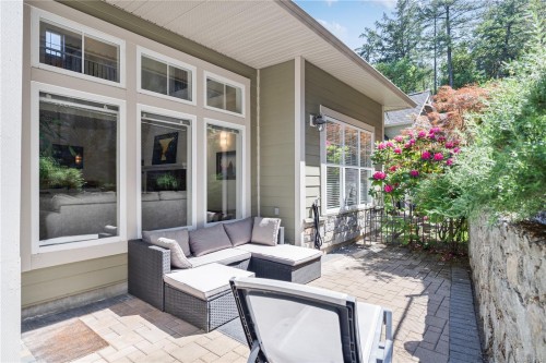#122-945 Bear Mountain Pkwy, Langford, BC 