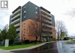1100 JALNA Boulevard Unit# 304 London, ON N6E 2M2