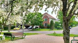 #B - 142 WINDHURST DRIVE Ottawa, ON K2G 6K8