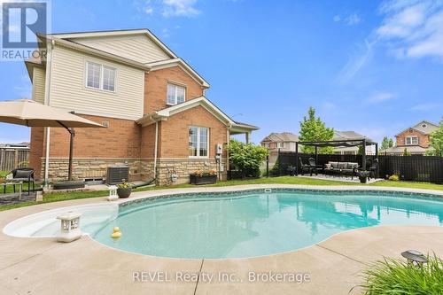 6697 ST MICHAEL AVENUE  Niagara Falls (Forestview), ON L2E 1A1
