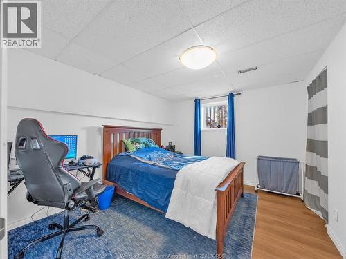 2115 Longfellow, Windsor, ON - Indoor Photo Showing Bedroom