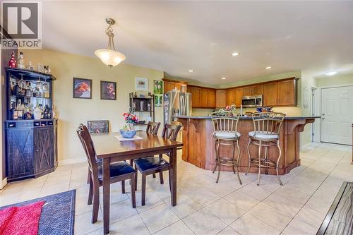 608 Riva Ridge Drive, St Clair, ON - Indoor Photo Showing Dining Room