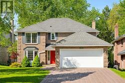109 ASHBERRY PLACE  Waterloo, ON N2T 1G8