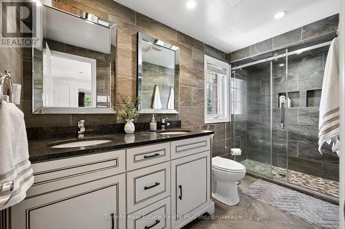 109 Ashberry Place, Waterloo, ON - Indoor Photo Showing Bathroom