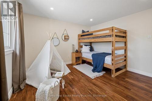 109 Ashberry Place, Waterloo, ON - Indoor Photo Showing Bedroom